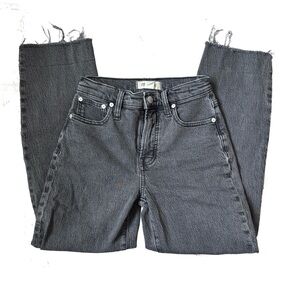 Madewell Women's Gray Straight Leg Jeans with Raw Hem Size 23 Petit
